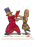 Noi due, solo noi due di Francesco Musante, scultura in resina in edizione limitata con coppia di figure e cuore rosso simbolo d'amore.